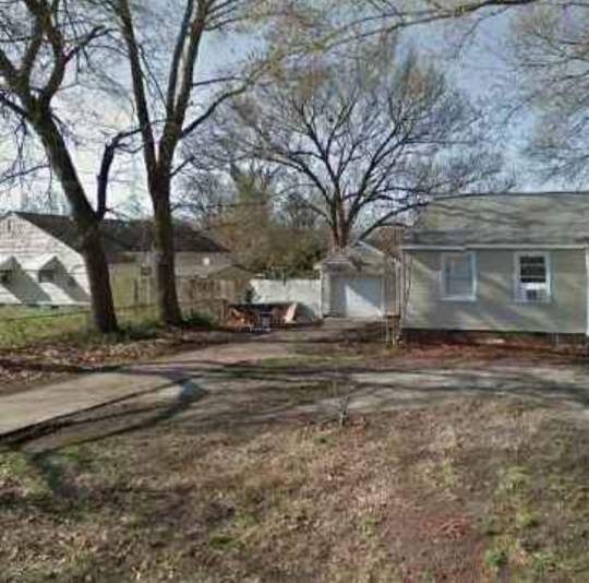 33 Roland Dr.